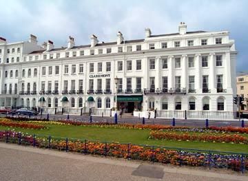 Claremont Lions Hotel Eastbourne Bagian luar foto